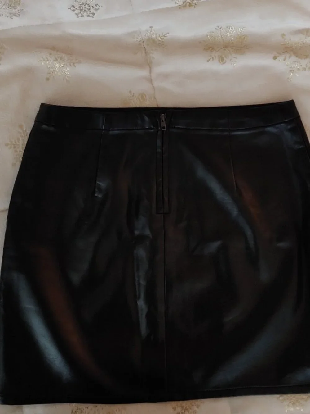 Mini skirt.